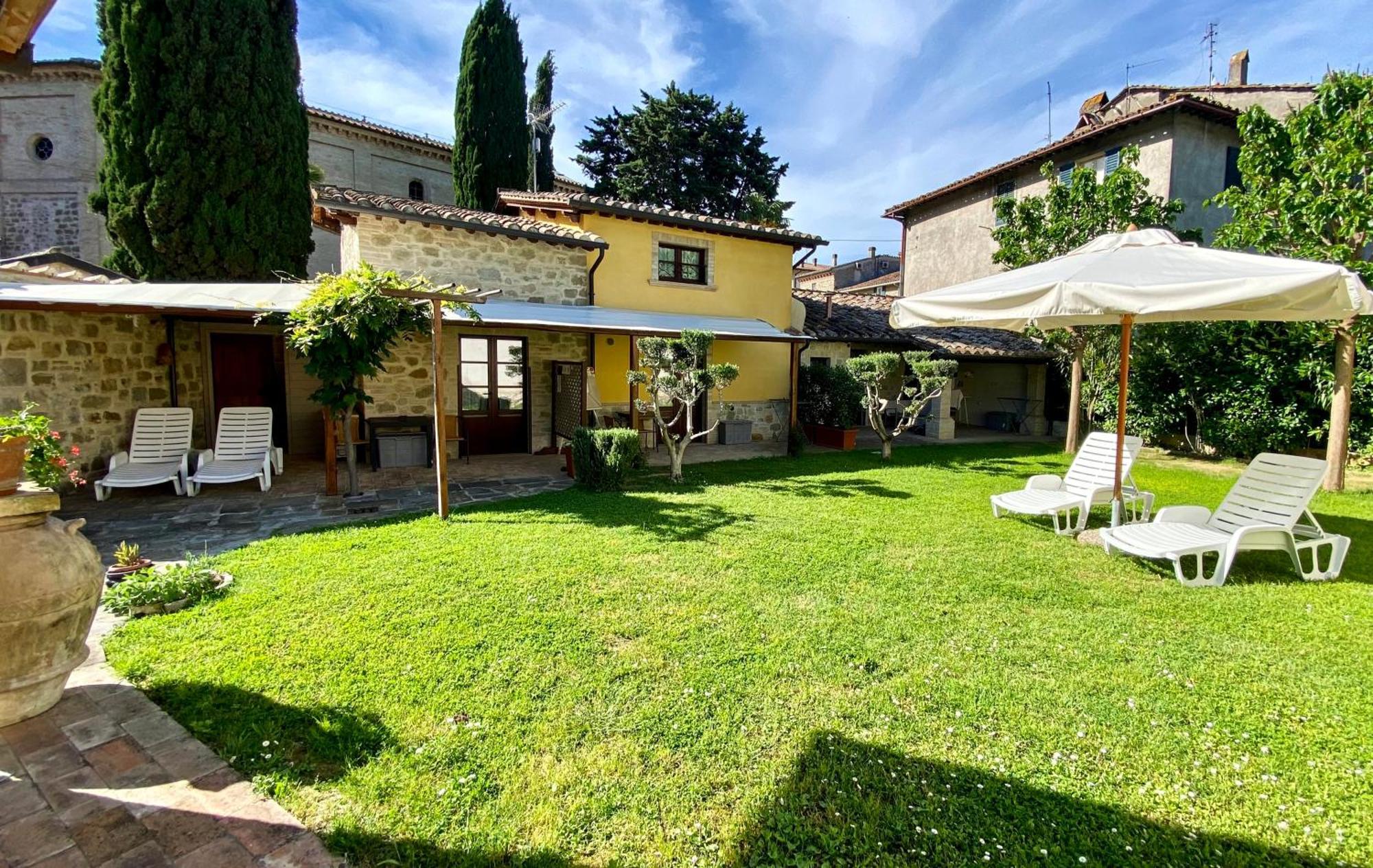Il Cortile Delle Rose Holiday House Perugia Zewnętrze zdjęcie